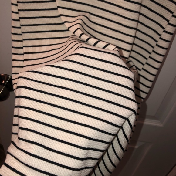 Fitted t shirt dress - Picture 4 of 4